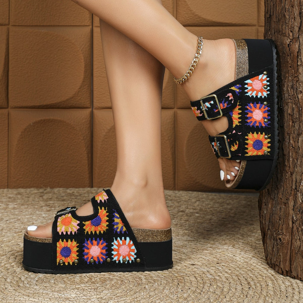 Leisure slippers
